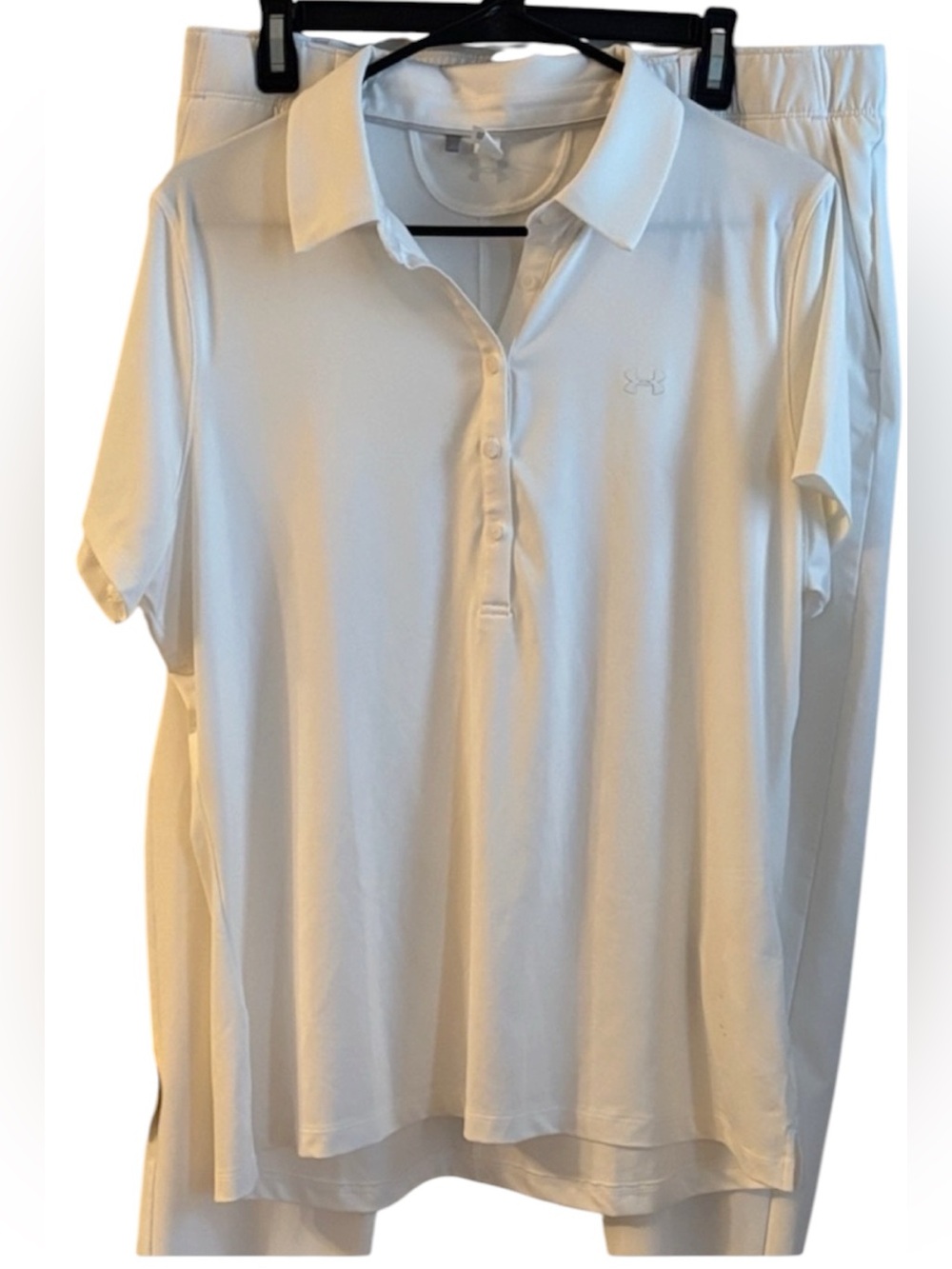 Under Armour Women’s Polo Shirt and Pants matching set